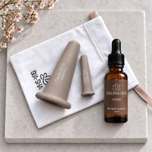 Indlæs billede til gallerivisning SilkSoft Cupping Set med olie - Gua Sha Essenttials gauasha.com