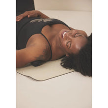 Indlæs billede til gallerivisning Moonchild Pressure Ball - Massagebold til Dybdemassage & Triggerpunkter gauasha.com