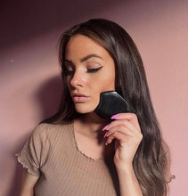 Indlæs billede til gallerivisning Nora Facial & Body Gua Sha - Obsidian - gauasha.com gauasha.com