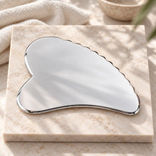 Indlæs billede til gallerivisning Aya Sculpt Gua Sha i Stål – Deluxe Ansigtsmassage gauasha.com
