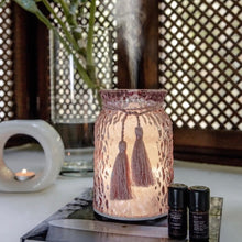 Indlæs billede til gallerivisning Aroma Diffuser - Pink tassel - rosafarvet glas gauasha.com
