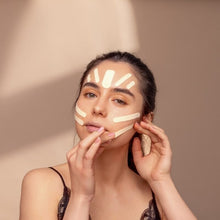 Indlæs billede til gallerivisning CureTape® Gentle Anti-rynke tape - 2,5 cm gauasha.com
